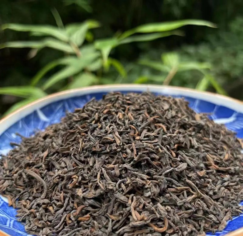 你是否想过,除了泡茶喝,茶叶还能做些什么?今天就让我们一起走进厨房,探索茶叶蛋的家常做法吧!